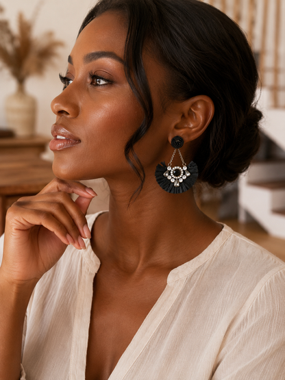 Boucles d'oreilles Raffia Noir – Éventail Strass
