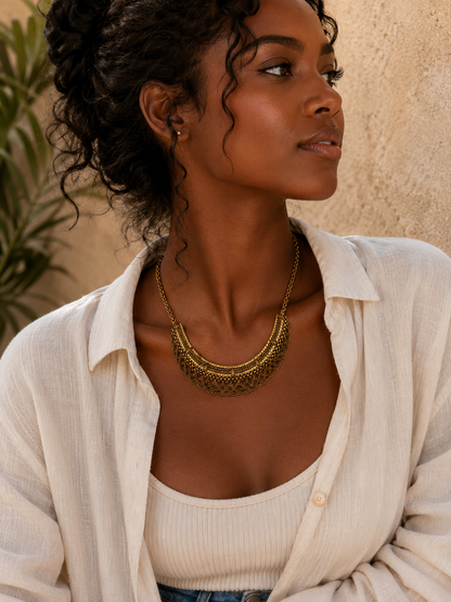 Collier Plastron Bohème – Style Antique Doré | Bijou Statement Femme