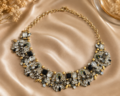 Collier Statement Cristaux — Noir, Blanc & Doré